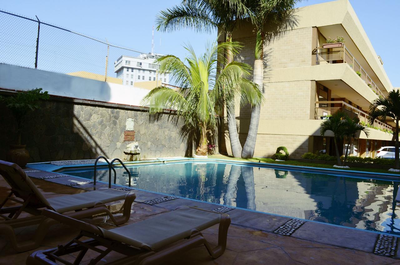 Best Western Plus Plaza Florida & Tower Irapuato Esterno foto
